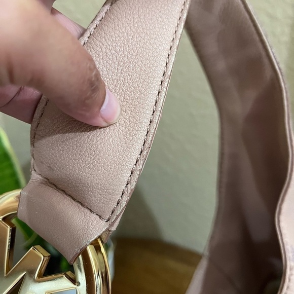 MICHAEL KORS LEATHER HOBO - Picture 6 of 16